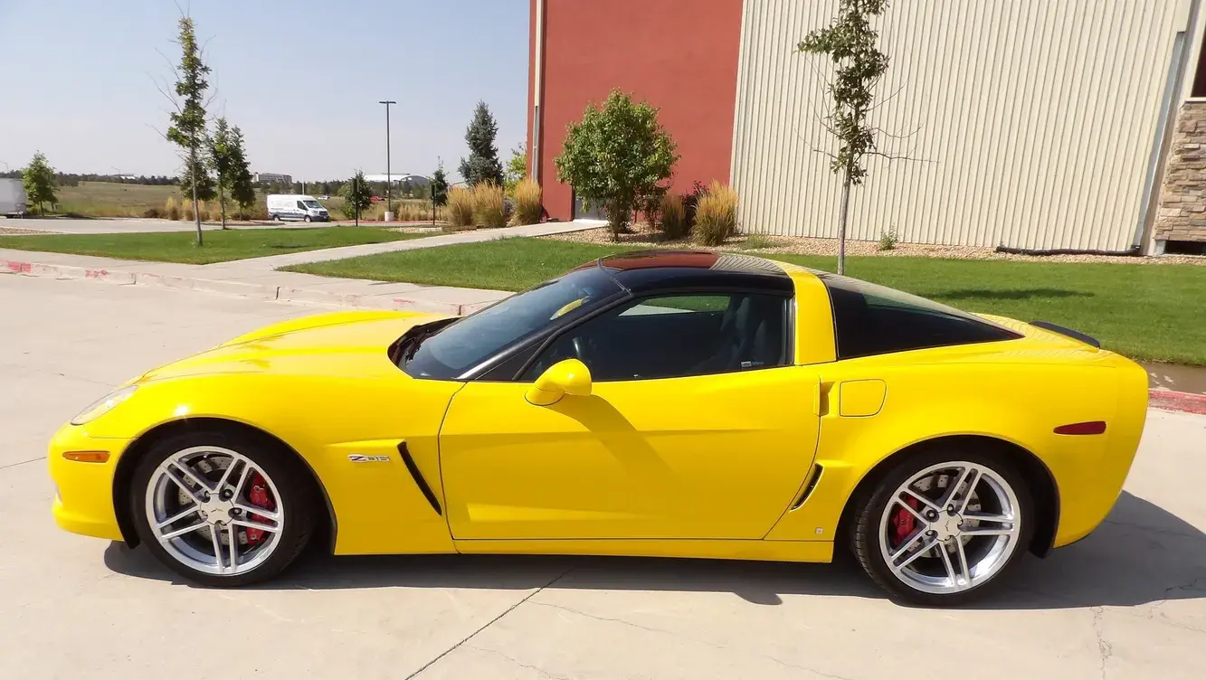 Click to Enlarge-Esc to Close Corvette Generations/C6/C6 2006 yellow Z06.webp